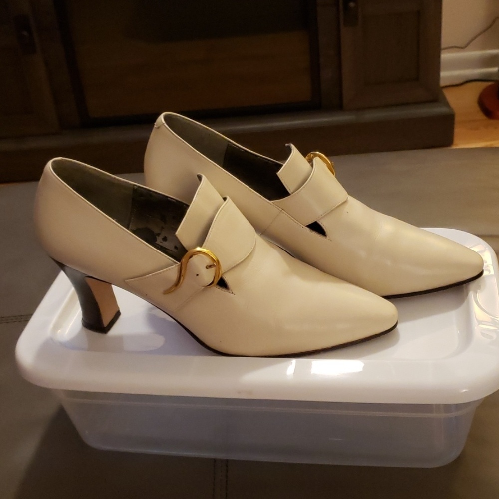 Women's Shoes